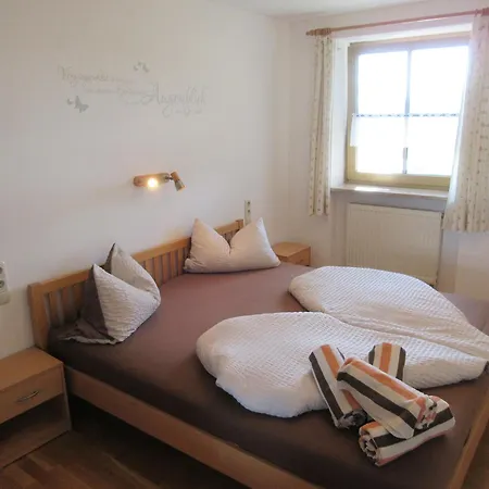 Geppingerhof Farm stay Waging am See