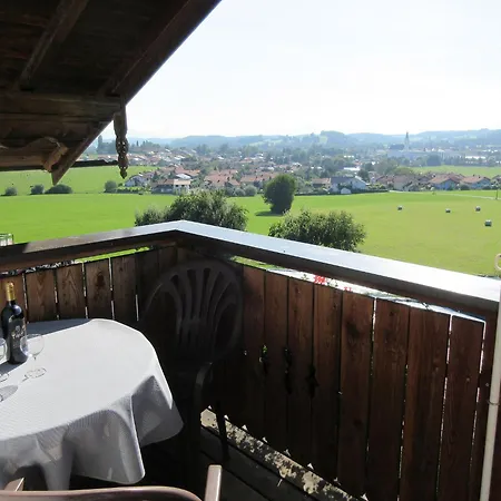 Geppingerhof Farm stay *